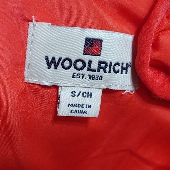 Red Woolrich duck down quilted vest - Picture 7 of 9